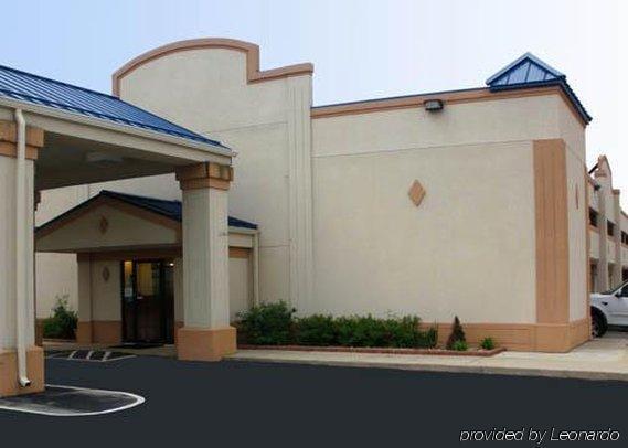 Econo Lodge Cloverdale Экстерьер фото
