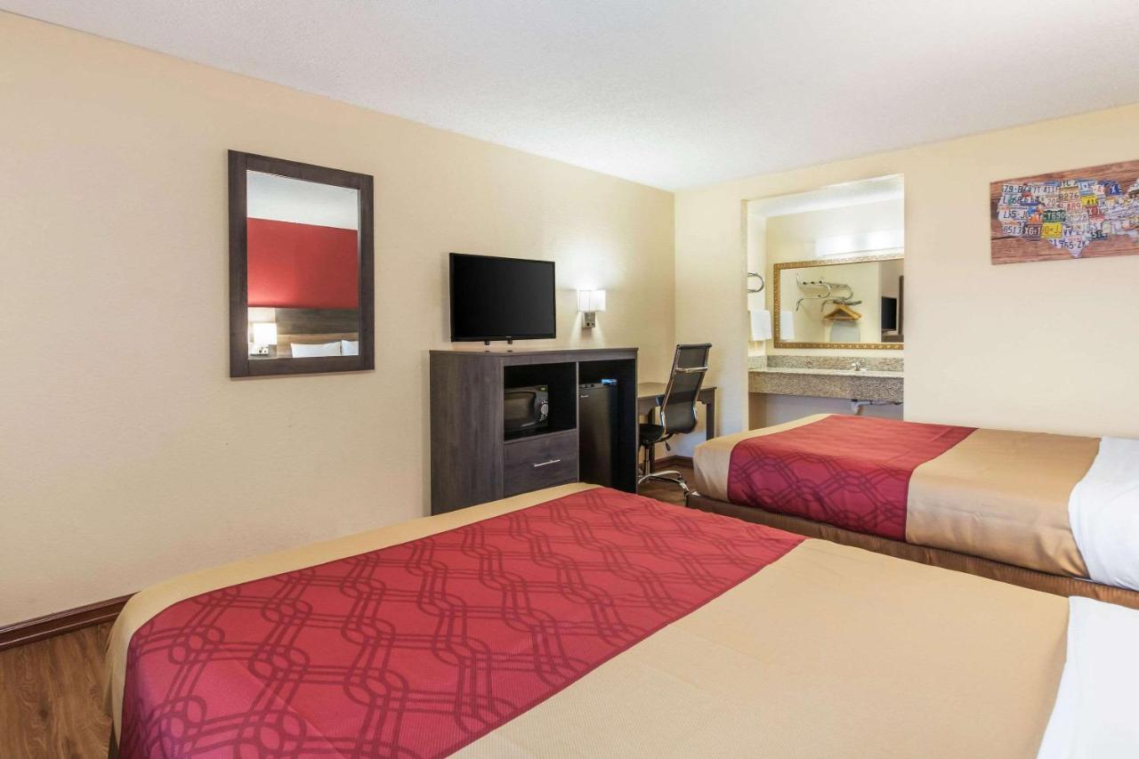 Econo Lodge Cloverdale Экстерьер фото