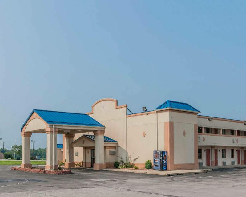 Econo Lodge Cloverdale Экстерьер фото